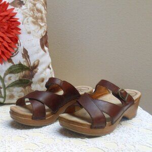 Dansko Sela Brown Leather Clogs / Wedge Sandals Women Sz 38 EUR  7.5-8 US